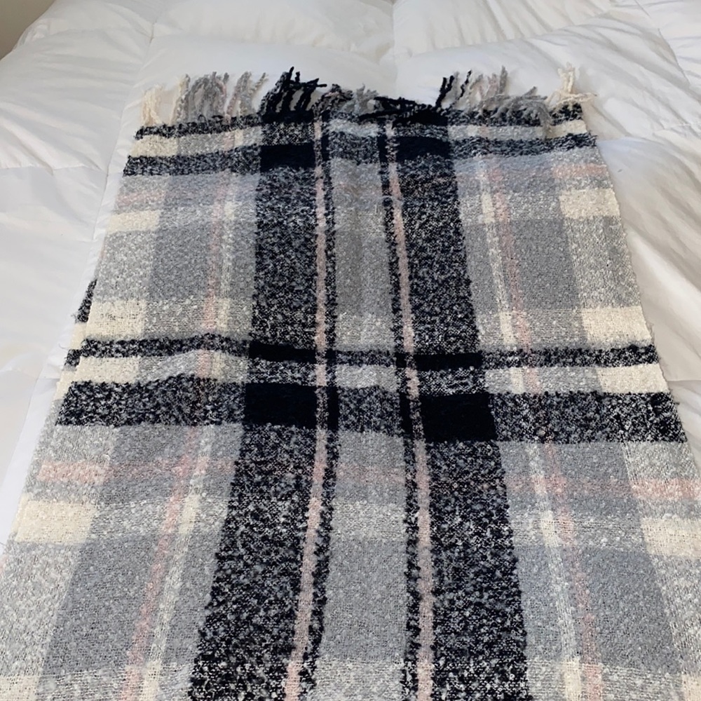 Maxi scarf / blanket